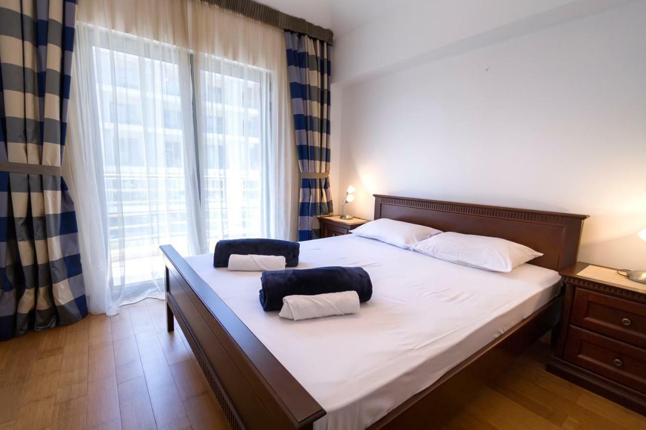 Palm One Apartment Budva